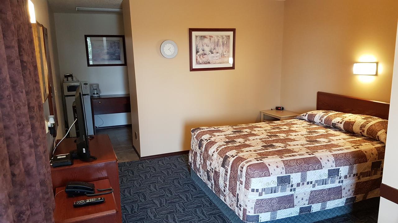 Golden West Motor Inn Carstairs Buitenkant foto